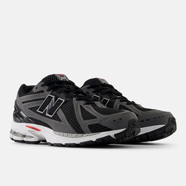 NEW BALANCE 1906R
