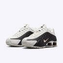 NIKE SHOX R4