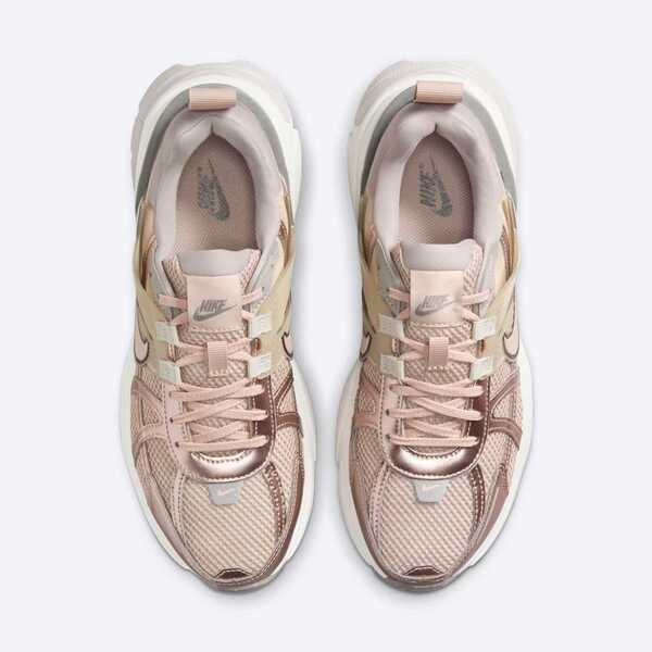 NIKE WMNS V2K RUN