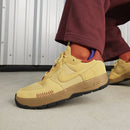 NIKE W AIR FORCE 1 WILD