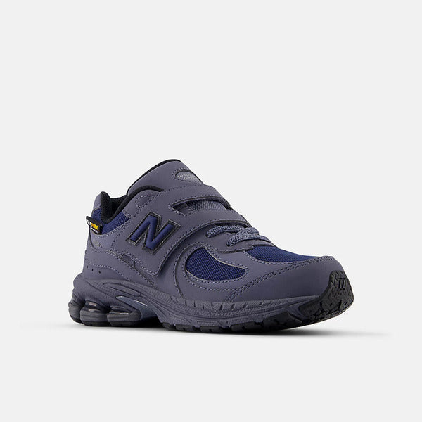 NEW BALANCE 2002