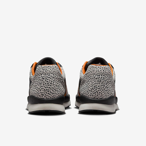 NIKE AIR SAFARI