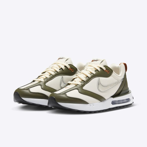NIKE WMNS AIR MAX DAWN