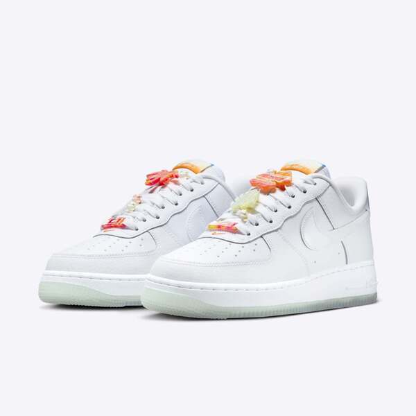 NIKE WMNS AIR FORCE 1 '07 LX