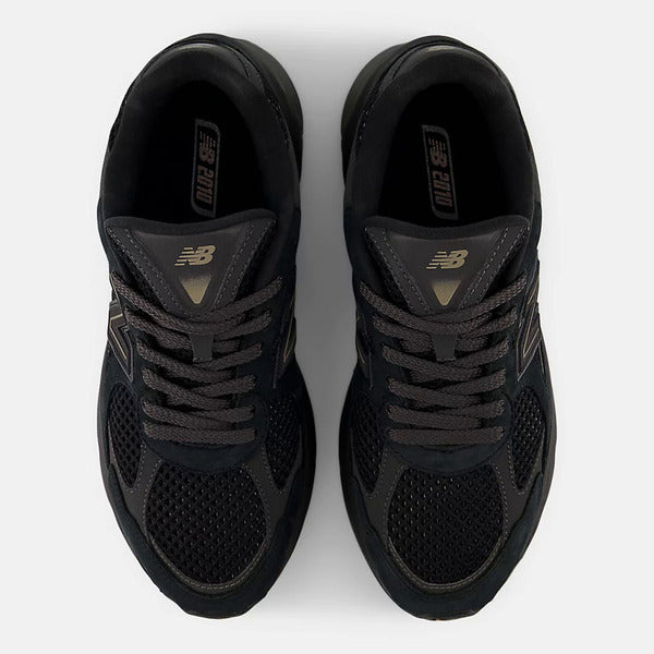 NEW BALANCE 2010