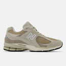 NEW BALANCE 2002R