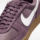 WMNS NIKE FIELD GENERAL