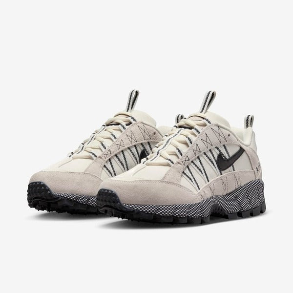 W NIKE AIR HUMARA