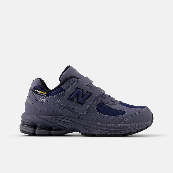 NEW BALANCE 2002