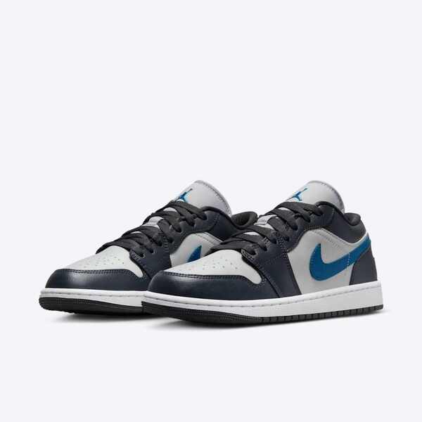 NIKE WMNS AIR JORDAN 1 LOW