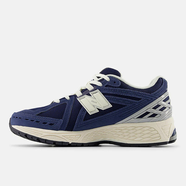 NEW BALANCE 1906R