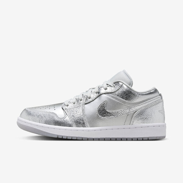 NIKE WMNS AIR JORDAN 1 LOW SE