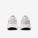 W NIKE RUN DEFY