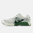 NEW BALANCE 860V2