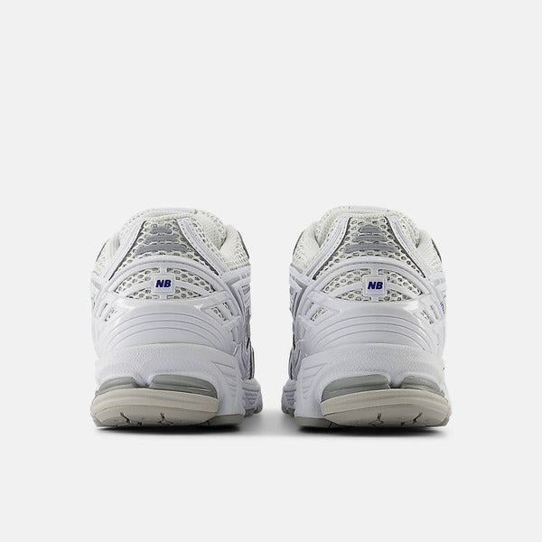 NEW BALANCE 1906R
