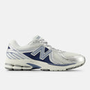 NEW BALANCE 860V2