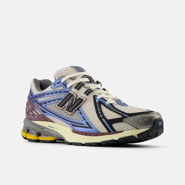 NEW BALANCE 1906R