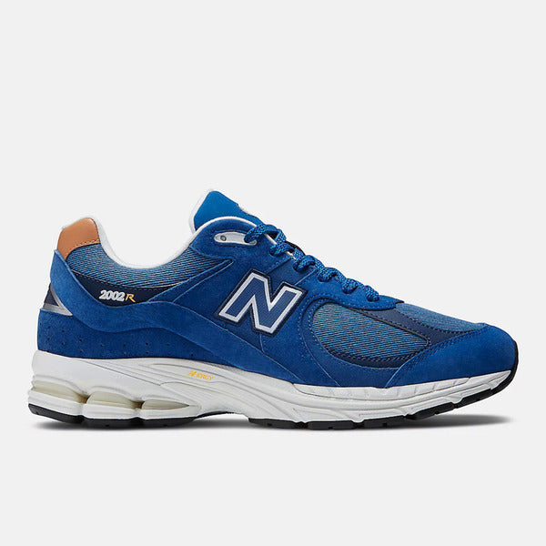 NEW BALANCE 2002R