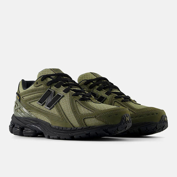 NEW BALANCE 1906R