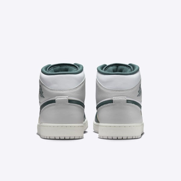 NIKE AIR JORDAN 1 MID SE