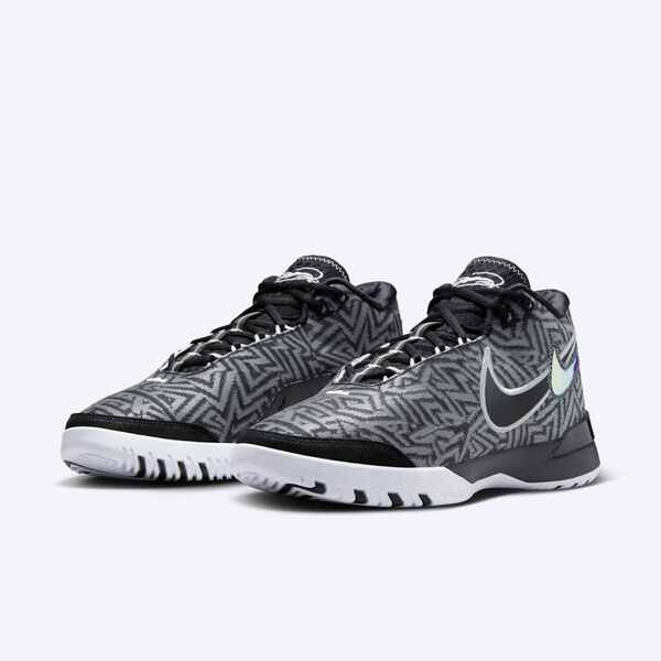 NIKE LBJ NXXT GENISUS EP