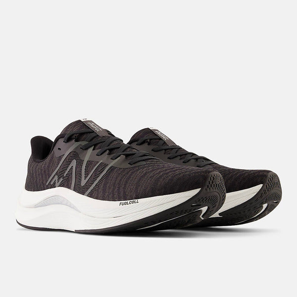 NEW BALANCE FUELCELL PROPEL V4