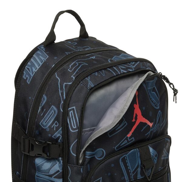 NIKE JORDAN BLACKTOP