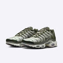 NIKE AIR MAX PLUS