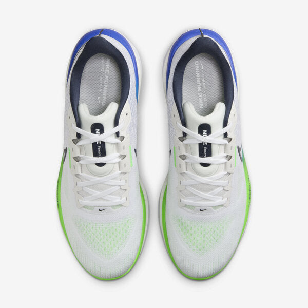 NIKE VOMERO 17