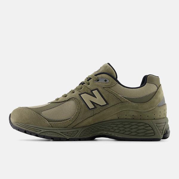 NEW BALANCE 2002R
