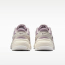 W NIKE AL8