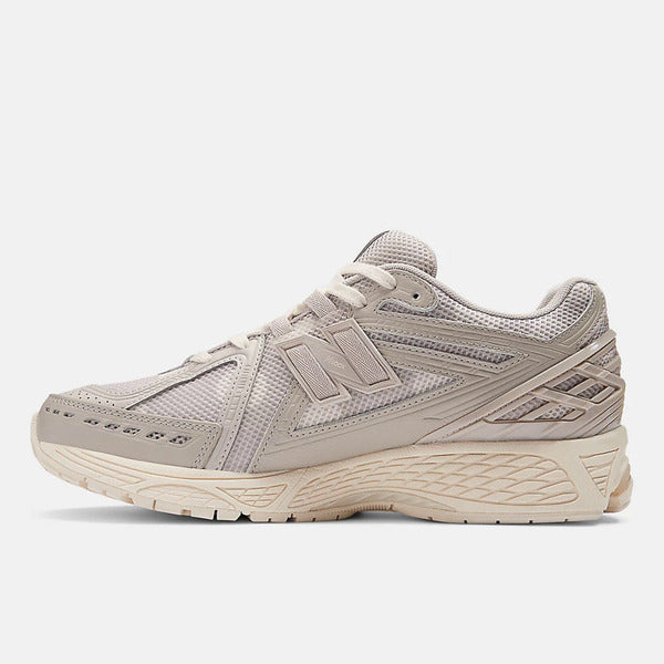 NEW BALANCE 1906R