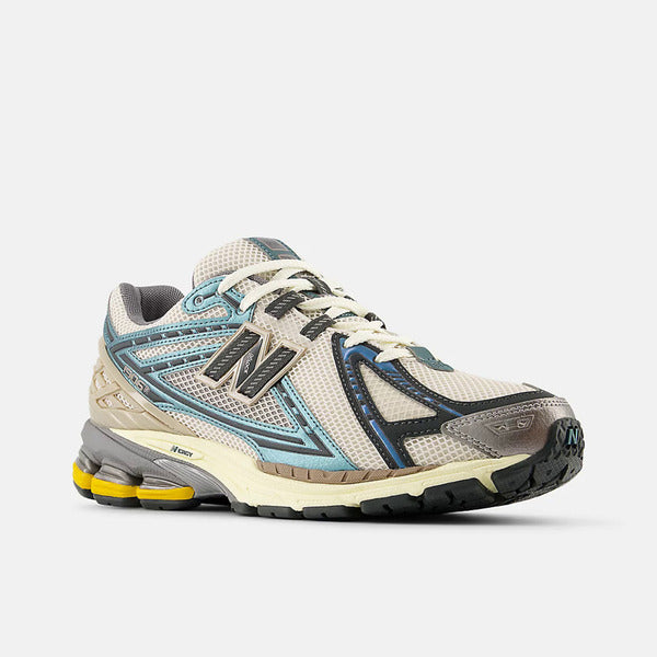 NEW BALANCE 1906R