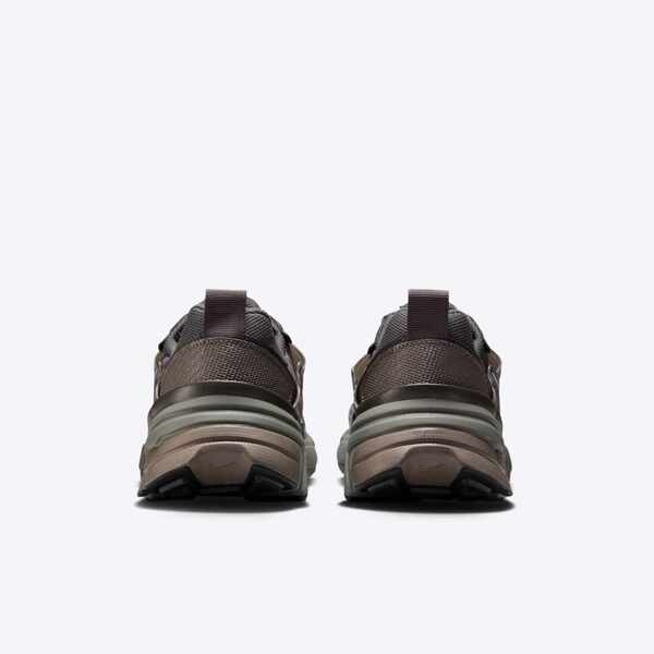 NIKE V2K RUN