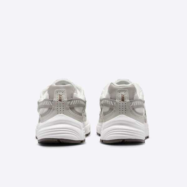 NIKE WMNS INITIATOR