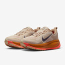W NIKE VOMERO 18