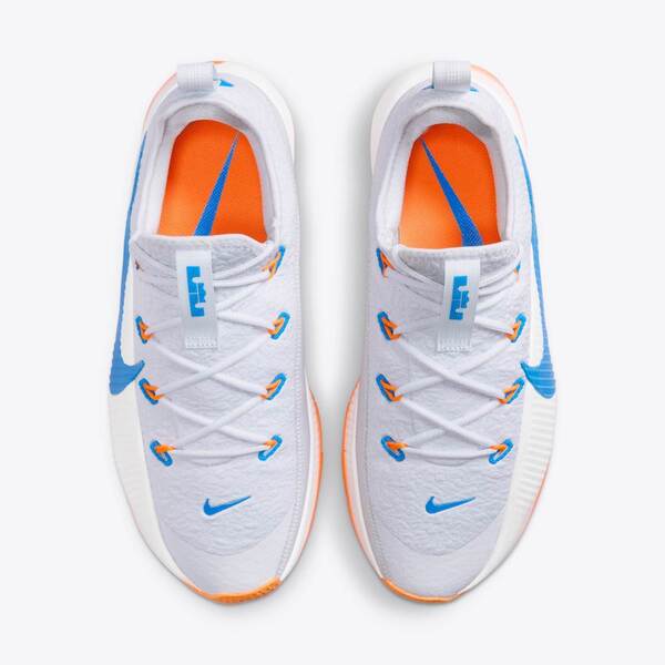 NIKE LEBRON TR 1