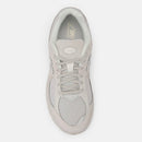 NEW BALANCE 2002R