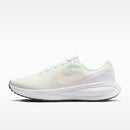 W NIKE REVOLUTION 8