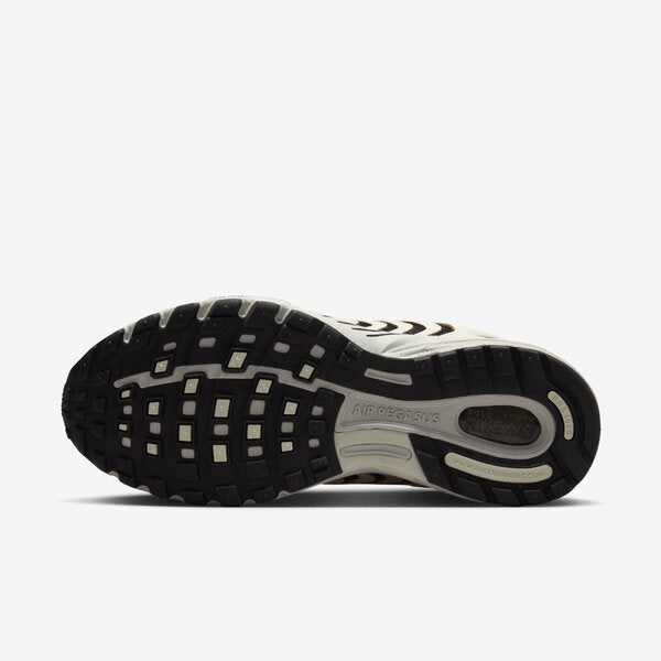 NIKE W AIR PEG 2K5