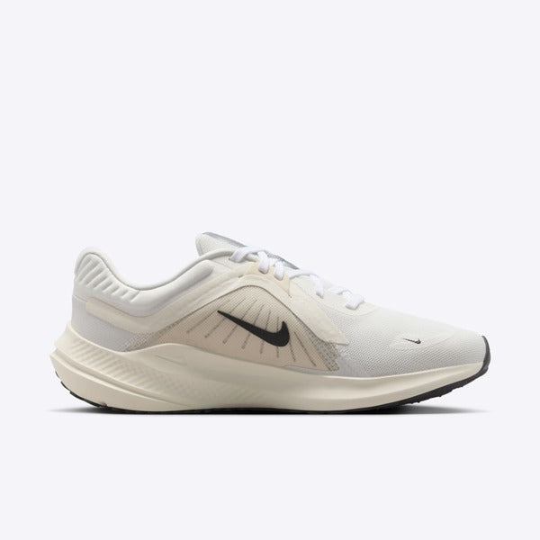 NIKE WMNS QUEST 5