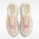 WMNS NIKE AURA EDGE