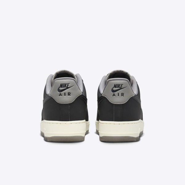 NIKE AIR FORCE 1 07 LV8