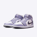 NIKE AIR JORDAN 1 MID