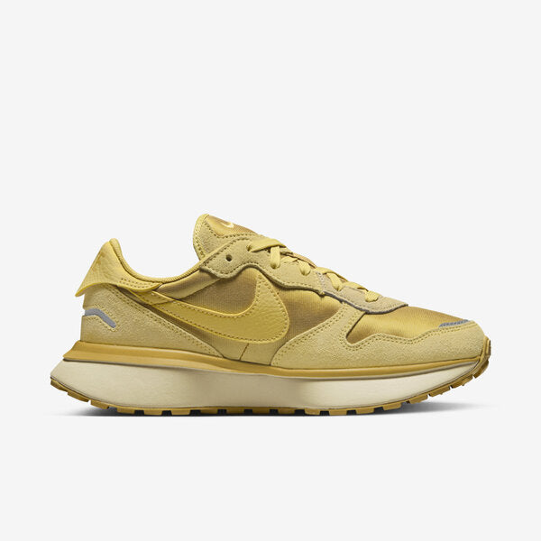 NIKE WMNS PHOENIX WAFFLE