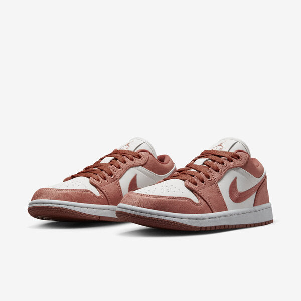 NIKE WMNS AIR JORDAN 1 LOW SE