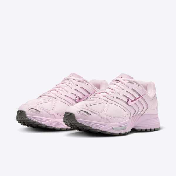 W NIKE AIR PEGASUS 2005