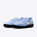 WMNS NIKE FIELD GENERAL