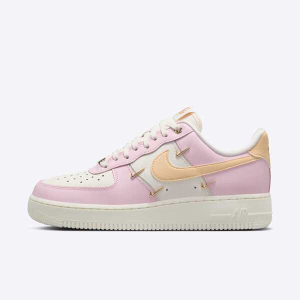 NIKE WMNS AIR FORCE 1 07 LX