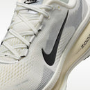 W NIKE VOMERO 18